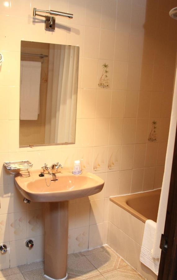 Hotel Puerta Nazari Orgiva Cameră foto
